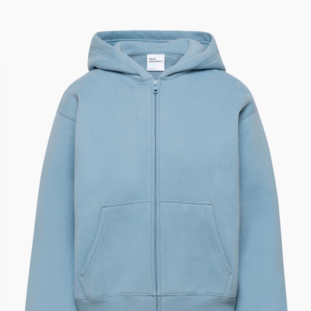 Aritzia Tna Cozy Fleece Boyfriend Zip Up